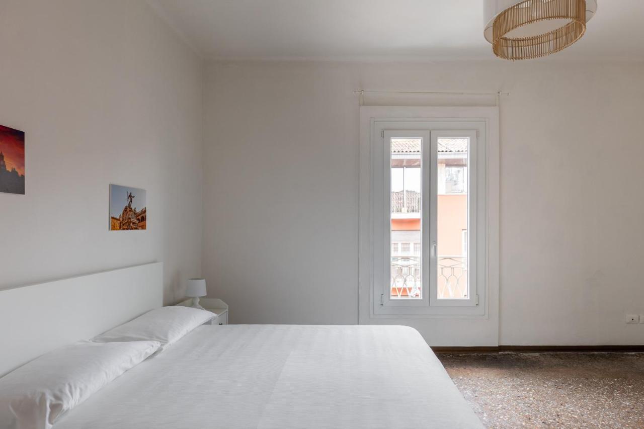 Alessandrini Apartment Alla Finestrella By Wonderful Italy Bolonia Zewnętrze zdjęcie